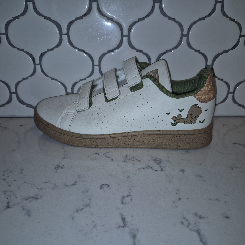 Marvel Adidas - I Am Groot - Kids White and Green Velcro Sneakers